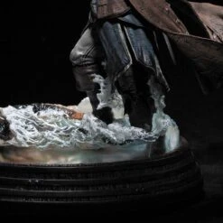 Assassins Creed IV Edward Kenway Resin Statue 12 Assassins Creed IV Edward Kenway Resin Statue -Figuren Geschäft 14a22dd559c6941e745818945293a072a45195f011c755653127a101b00f9225