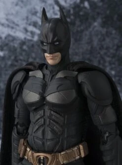 Batman: The Dark Knight S.H.Figuarts Figur -Figuren Geschäft e5c10a8510691ff058c8f5f67a2d16c190cb3846fdf5b042c4bb9142358e6756